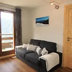 2 Pieces Pour 4 Personnes Avec Balcon A - Fr-1-198-159 Appartement